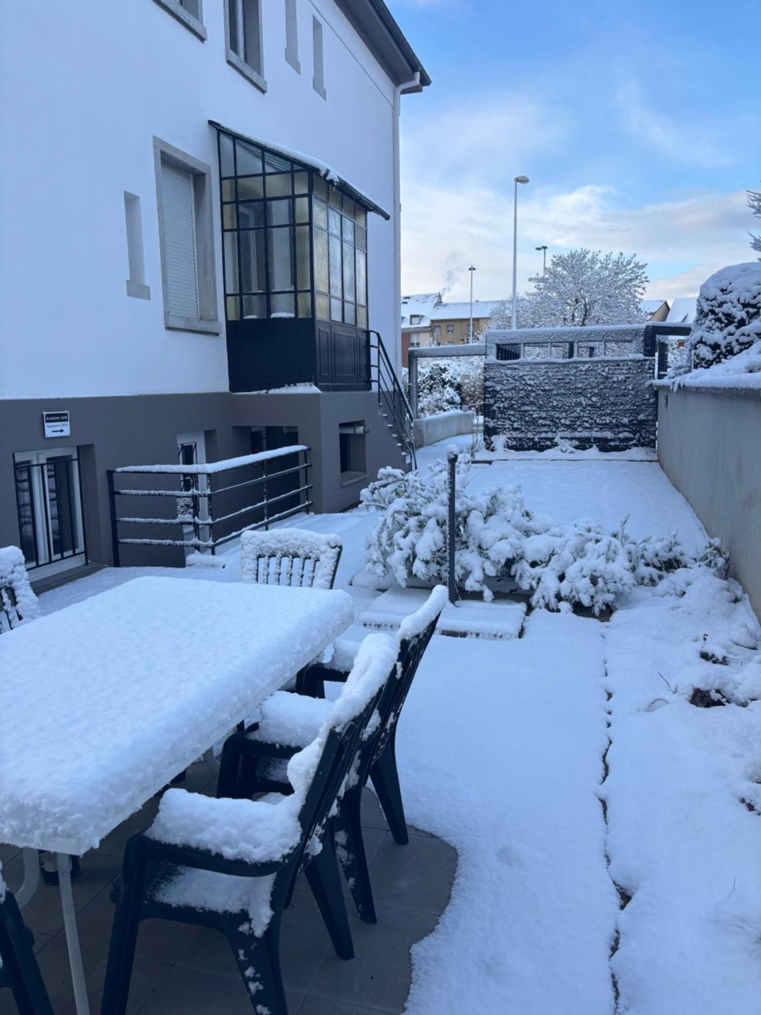 Appartement De Prestige Au Centre Climatise Avec Jardin Prive 科尔马 外观 照片